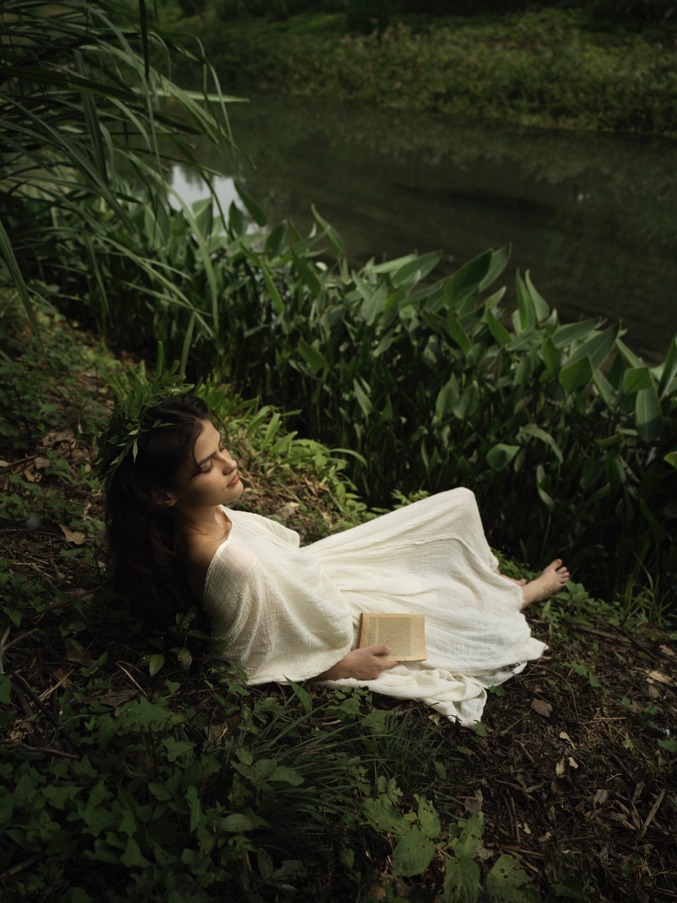 Medium Format — portrait photograph by Harry Liu
